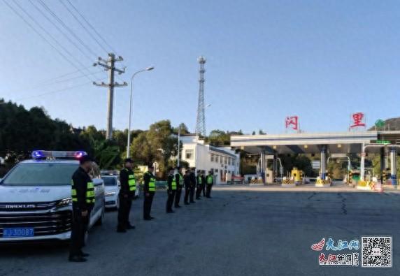 两省交界处执法大队联动，让违法车辆无处遁形  第1张