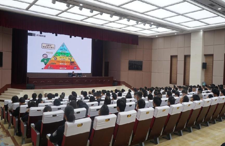 南充精神卫生中心睡眠中心主任刘璐举办两场心理健康专题讲座，你参加了吗？  第3张