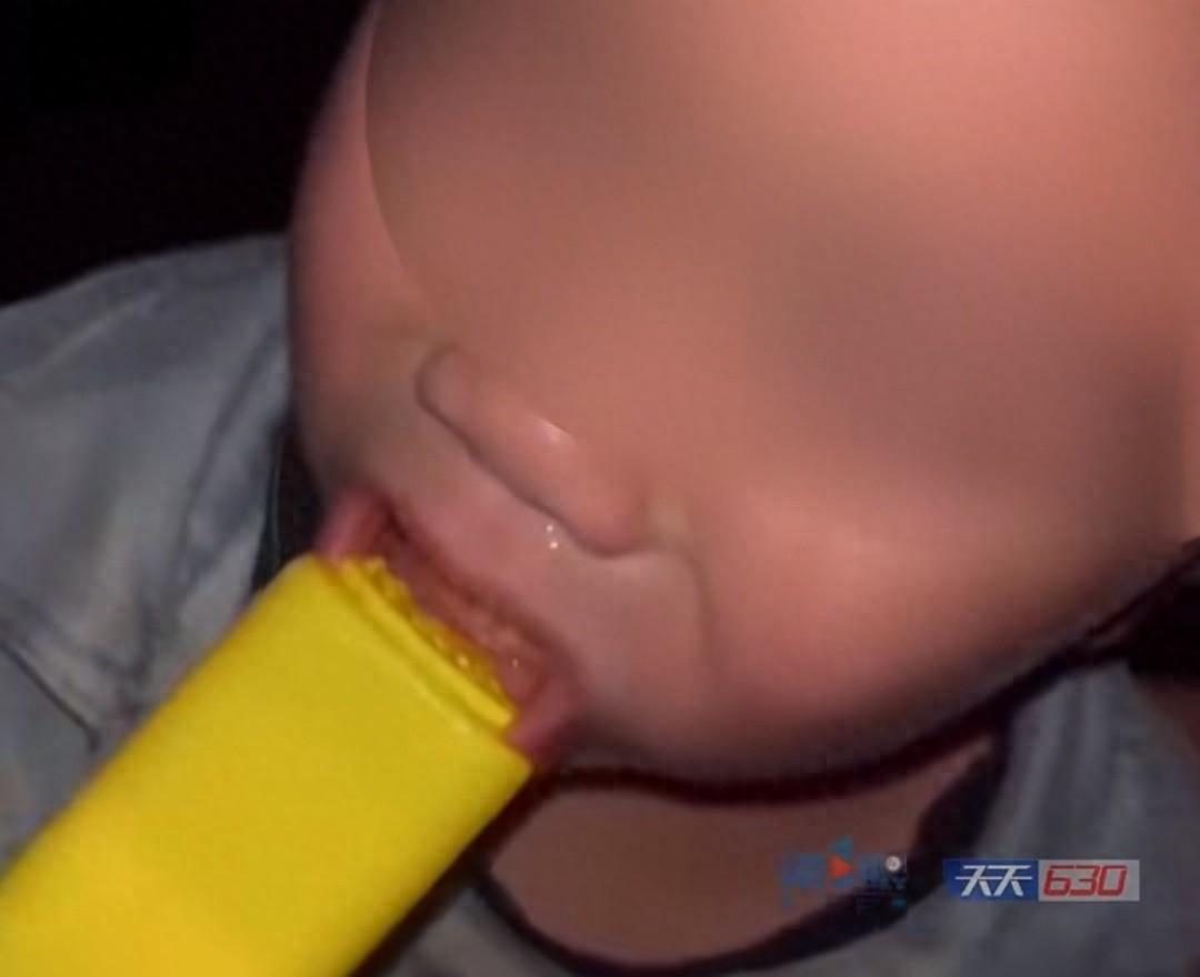 网红糖果竟成凶器，4 岁男童被夹嘴 40 分钟