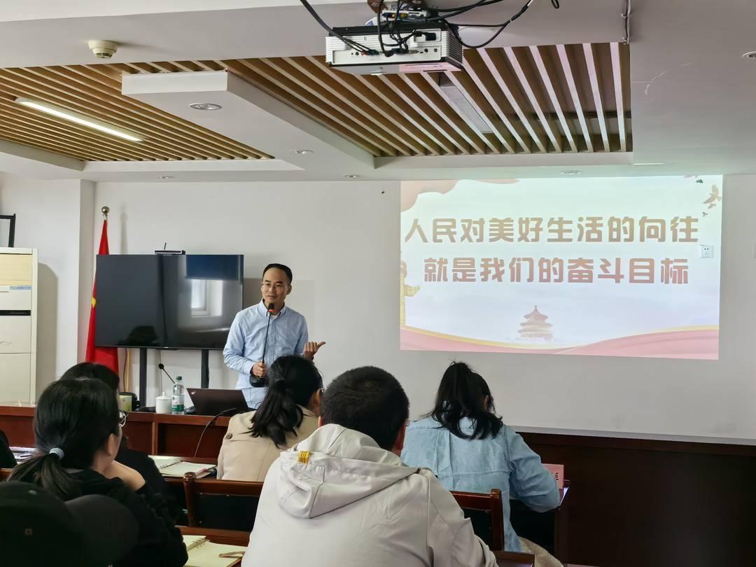 120 余名社区工作者齐聚，只为提升素质能力，探索基层治理新路径  第2张