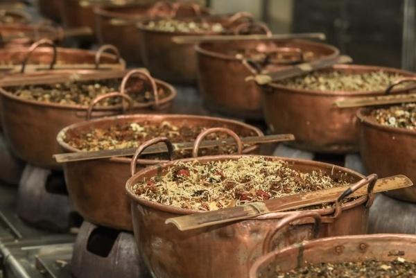 立冬开炉熬膏方，岳阳医院成养生主角  第2张