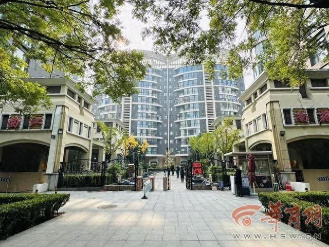 半年多了！西安一小区地下车库渗水问题为何迟迟未解决？  第1张