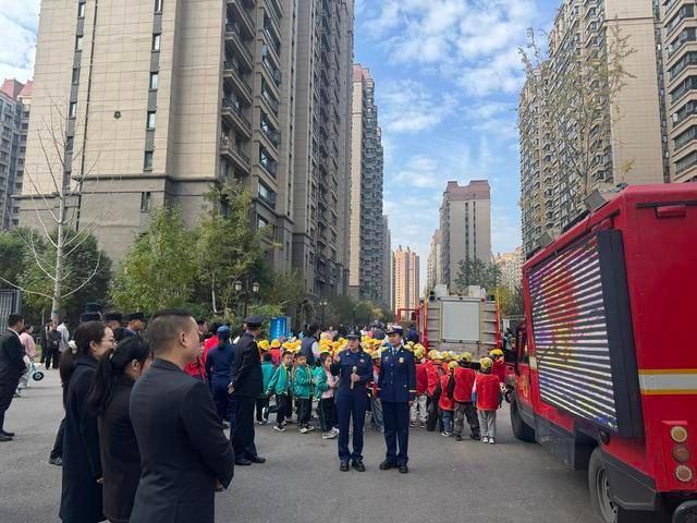 119 消防宣传月来袭！商丘市睢阳区消防救援大队进社区，这些知识你必须知道  第2张