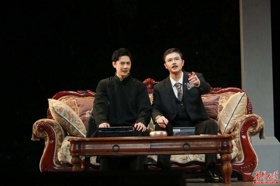 日出重现经典，湖南艺术职业学院毕业大戏感动上演，青春致敬时代  第2张