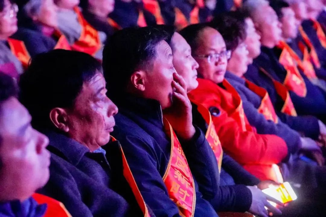 道德的力量：江苏先进典型事迹巡演温暖人心，传递真善美正能量  第8张