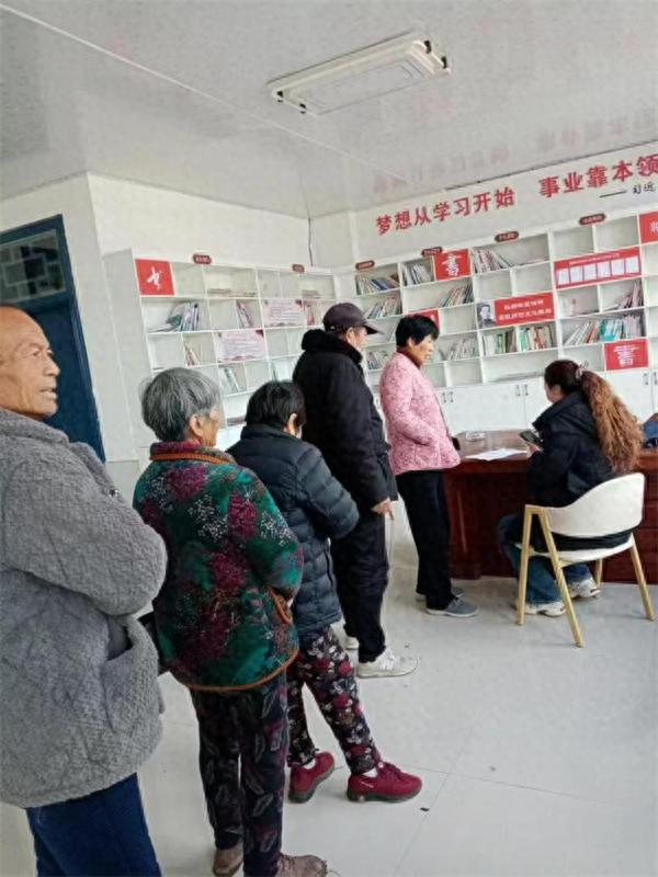 漯河青年镇创新高龄服务：大数据助力精准认证，水印相机成亮点