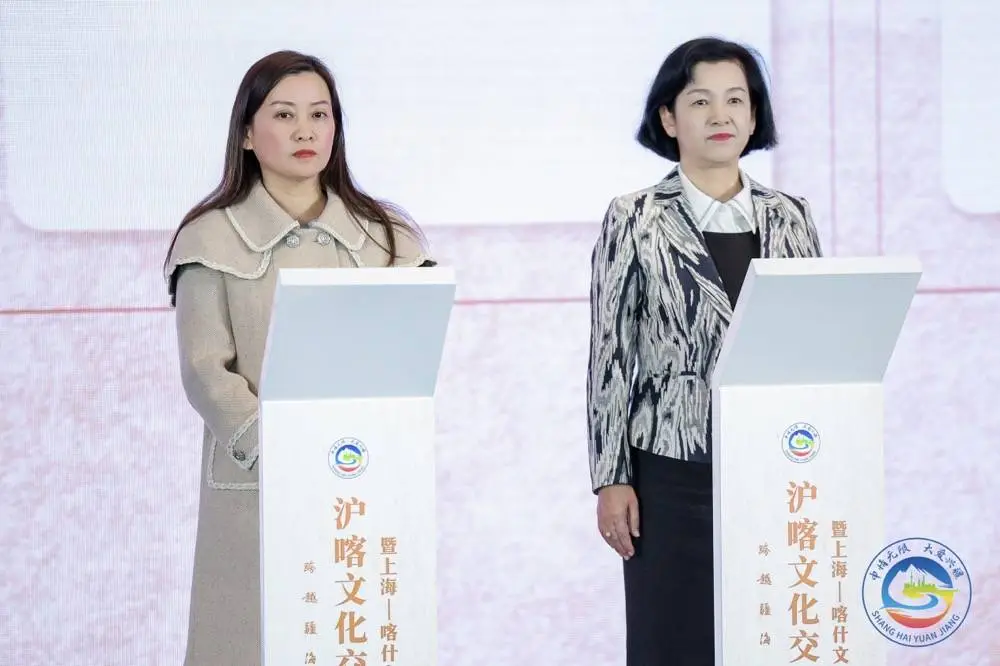 新疆艾德莱斯与江南丝绸的跨界融合：李一东如何打造纺织业新传奇？  第4张