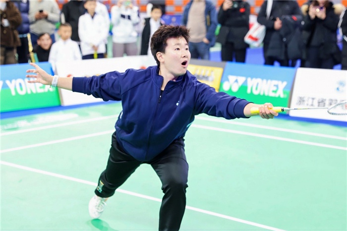 惊！2024王者之志羽毛球总决赛杭州举行，2.7万爱好者参与背后的原因竟是这个？  第3张