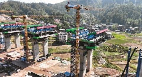 国庆假期不打烊！西达渝高铁康渝段建设如火如荼，6465 米隧道施工稳步推进
