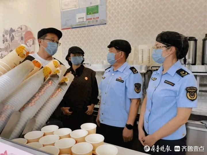 十一旅游黄金周，济南方特东方神话迎来客流高峰，市场监管所全力保驾护航  第1张
