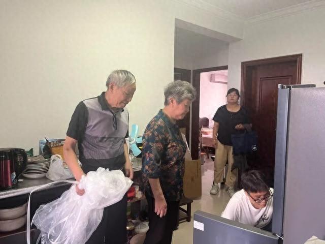 爱心助老实物帮扶，圆百位老人心愿，提升幸福感  第1张
