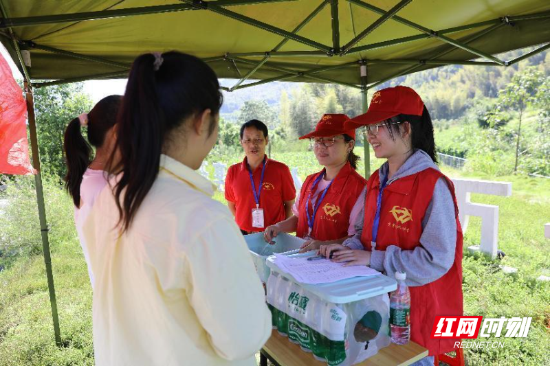 国庆假期，宜章县文旅市场多点开花，莽山旅游区火爆出圈  第4张