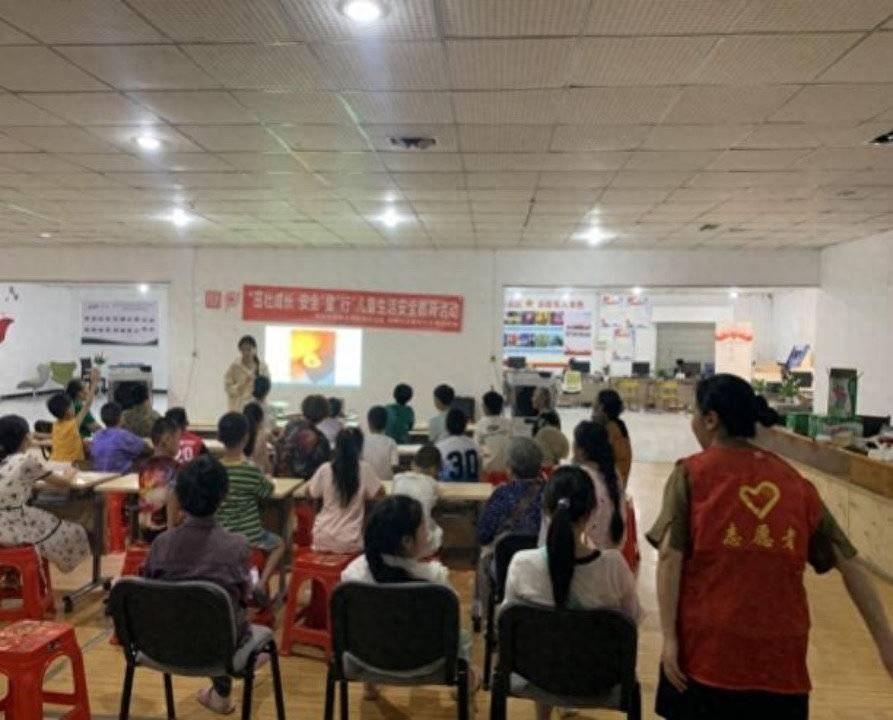 10 月 8 日，简阳市石桥街道全面开展禁毒宣传教育活动，你参与了吗？  第1张