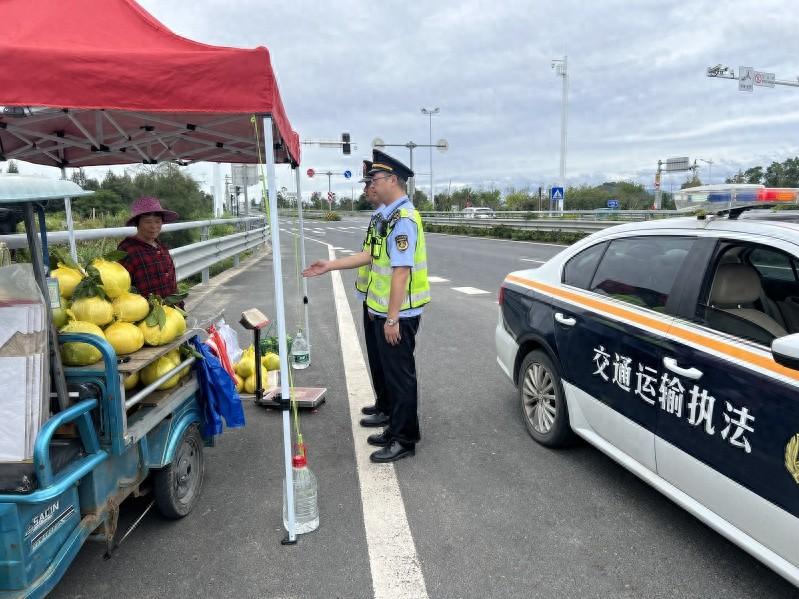 玉环市交通运输局开展路域环境整治，优化公路通行能力  第1张