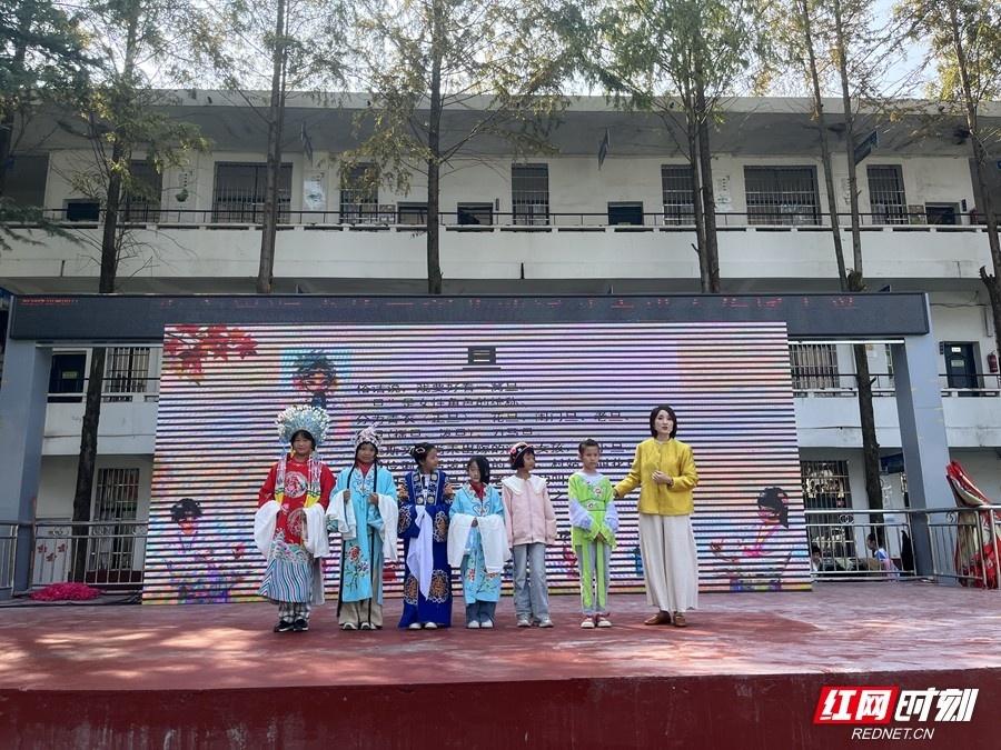 非遗进校园，张家界阳戏让青少年感受传统文化魅力  第2张