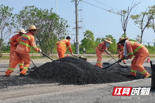 国庆我在岗！株洲城管用汗水诠释对祖国的深沉爱意  第3张