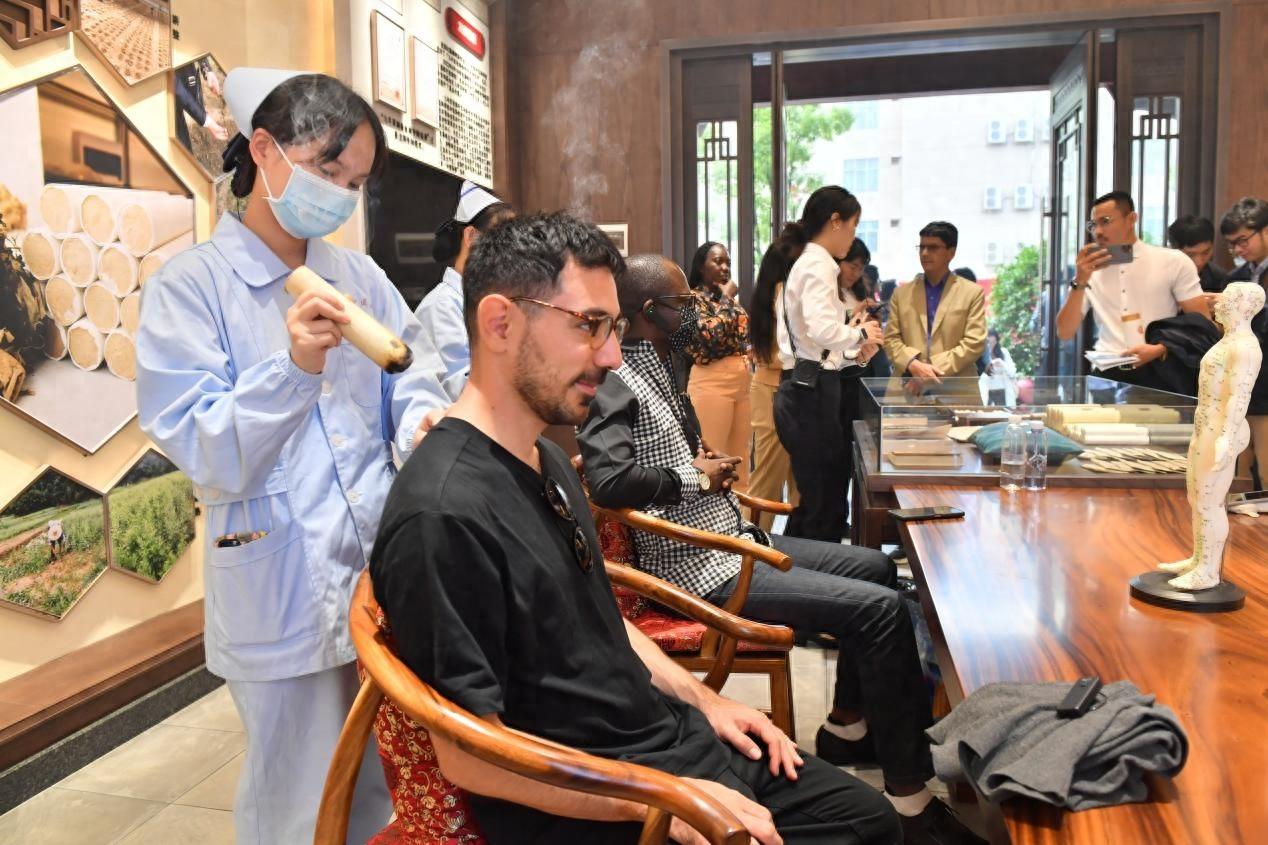 走进药都看发展：江西樟树打响看中医、到樟树品牌，让你省时又省心  第1张