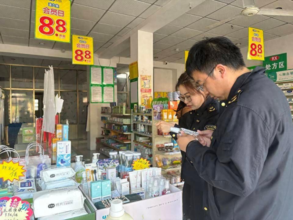 阳信县市场监管局开展药品经营单位安全检查，守护群众用药安全  第1张