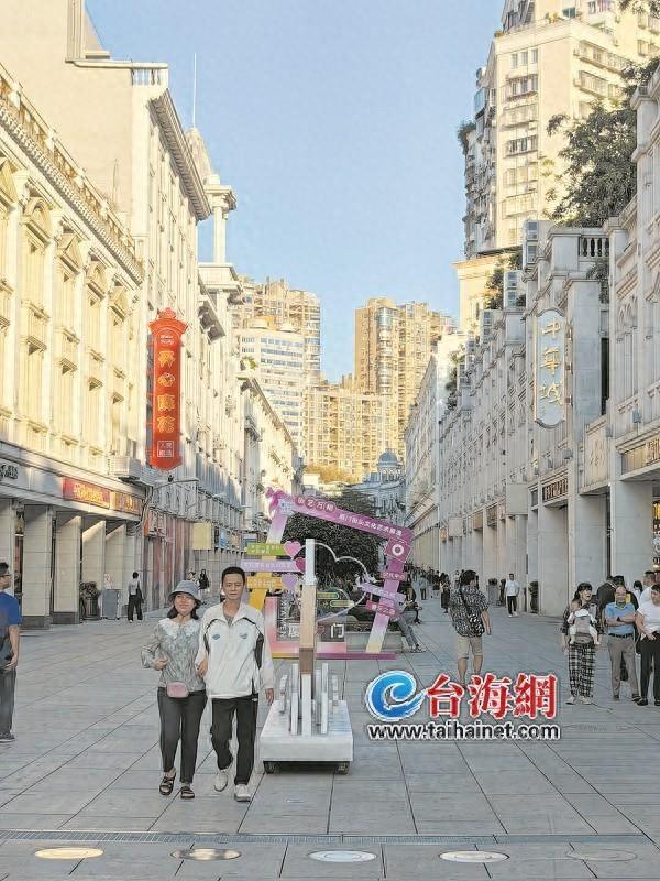 惊喜！承载老厦门回忆的竖式店招重回中山路，你还记得吗？