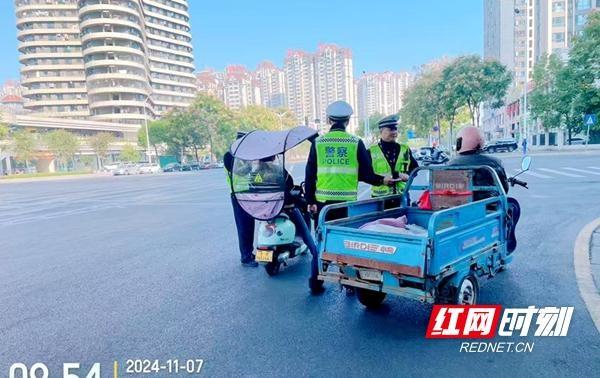 常德交警百日攻坚整治行动，查处 1600 余起交通违法行为  第2张