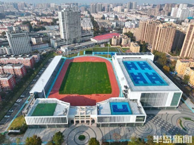 见证历史！青岛弘诚体育场，华丽蜕变，即将惊艳亮相  第1张