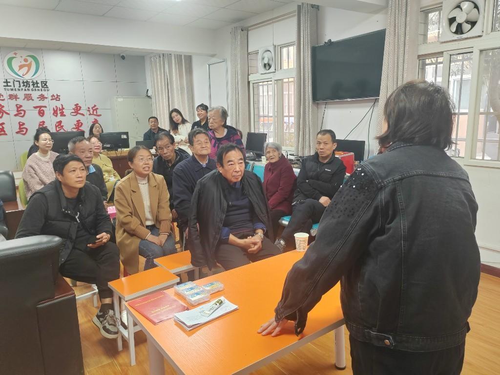 海涛口腔西稍门分院走进土门坊社区，免费为居民口腔义诊，快来看看吧  第2张