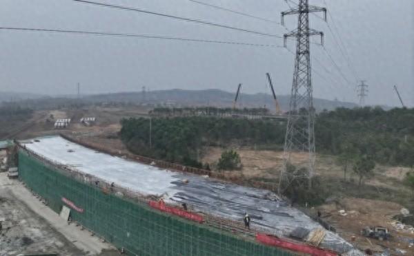 文登枢纽互通部分桥梁工程上部结构施工取得阶段性成果，你知道意味着什么吗？  第1张
