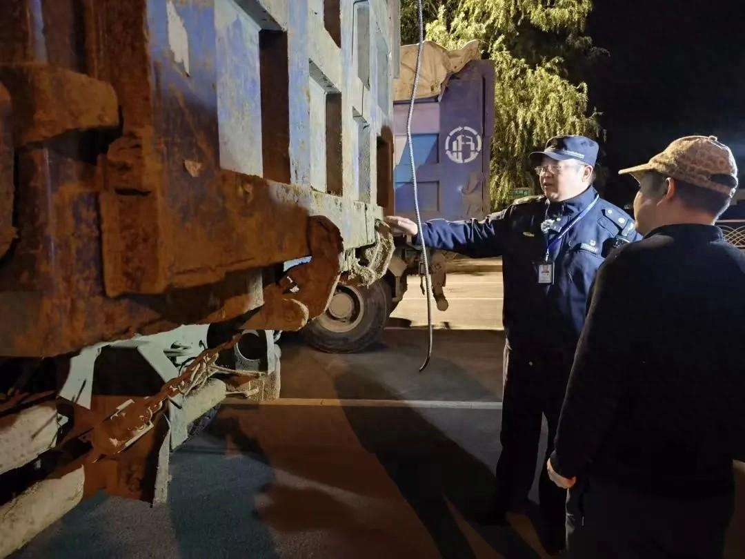 北京城管前十月查处大气相关违法问题超五万起  第1张