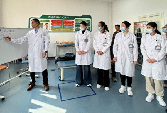 康复医学博士李连涛亲临邹平，带来康复诊疗新希望  第1张