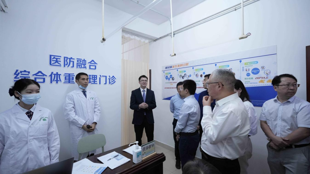 专家齐聚钟村街社区卫生服务中心,调研指导食品安全和营养健康高质量发展项目 第2张 专家齐聚钟村街社区卫生服务中心,调研指导食品安全和营养健康高质量发展项目 第2张