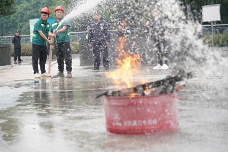 第 33 个全国消防日，江北区这场消防演练太震撼了  第1张