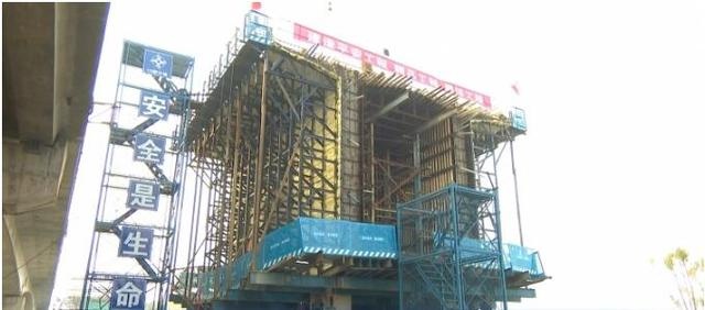 宿迁大道快速化改造工程再传捷报！京杭运河二号桥0号块完成浇筑，2025年主桥合拢在望  第2张
