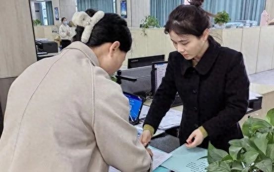 上饶市数字政府建设大突破：工程审批系统智能化升级，材料归集一键搞定  第1张