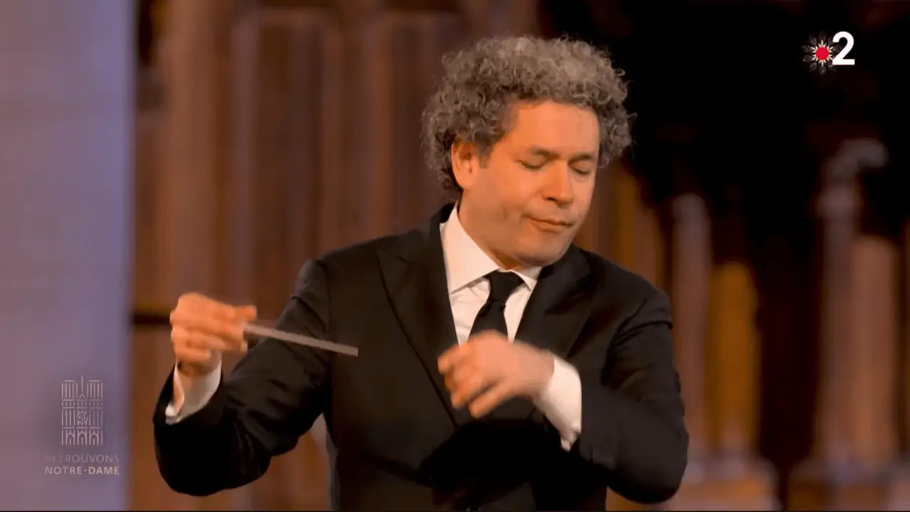 巴黎圣母院浴火重生：五年修缮，一场音乐会见证历史与希望的交响  第1张