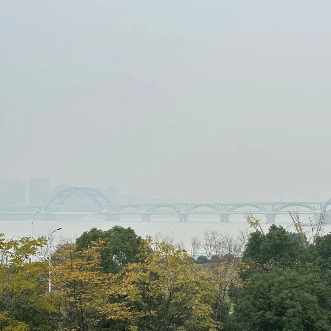 未来3天天气大变脸！气温先升后降，冷空气来袭，你准备好了吗？  第2张