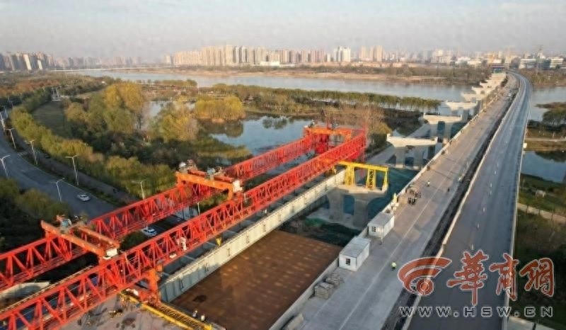 陕西最大跨径桥梁成功架设，西兴改扩建项目迈入快车道  第1张