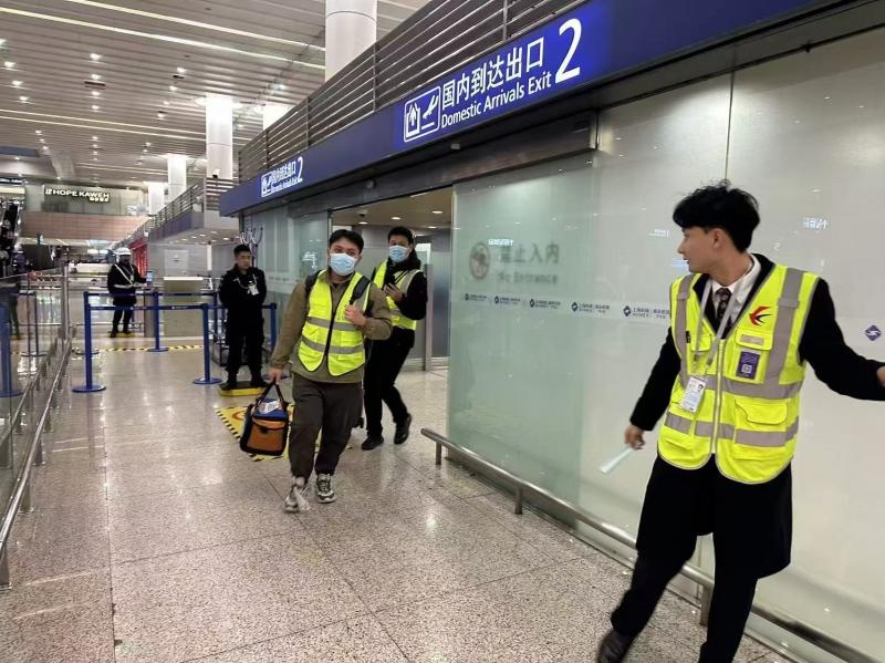 4小时生死时速！东航国航联手飞越2000公里，完成罕见AB型血肝脏移植接力  第4张
