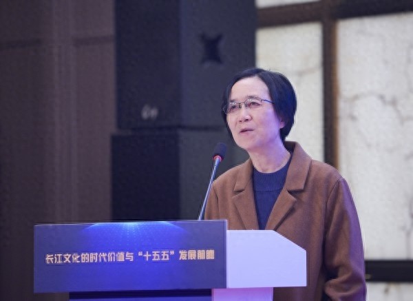 年轻人旅游新趋势：文学遗产如何深度影响游客体验？  第1张
