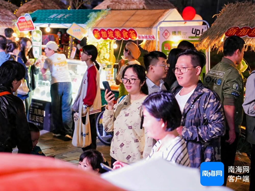 海口骑楼老街惊现新加坡美食荟，海南鸡饭口感大不同  第1张