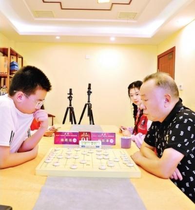 58 岁棋王 VS11 岁天才少年，大武汉杯象棋决赛巅峰对决  第1张