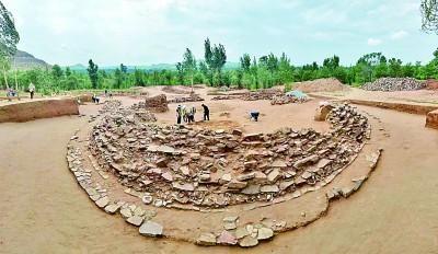 赤峰市公布红山文化积石冢考古重大成果，惊艳众人  第1张