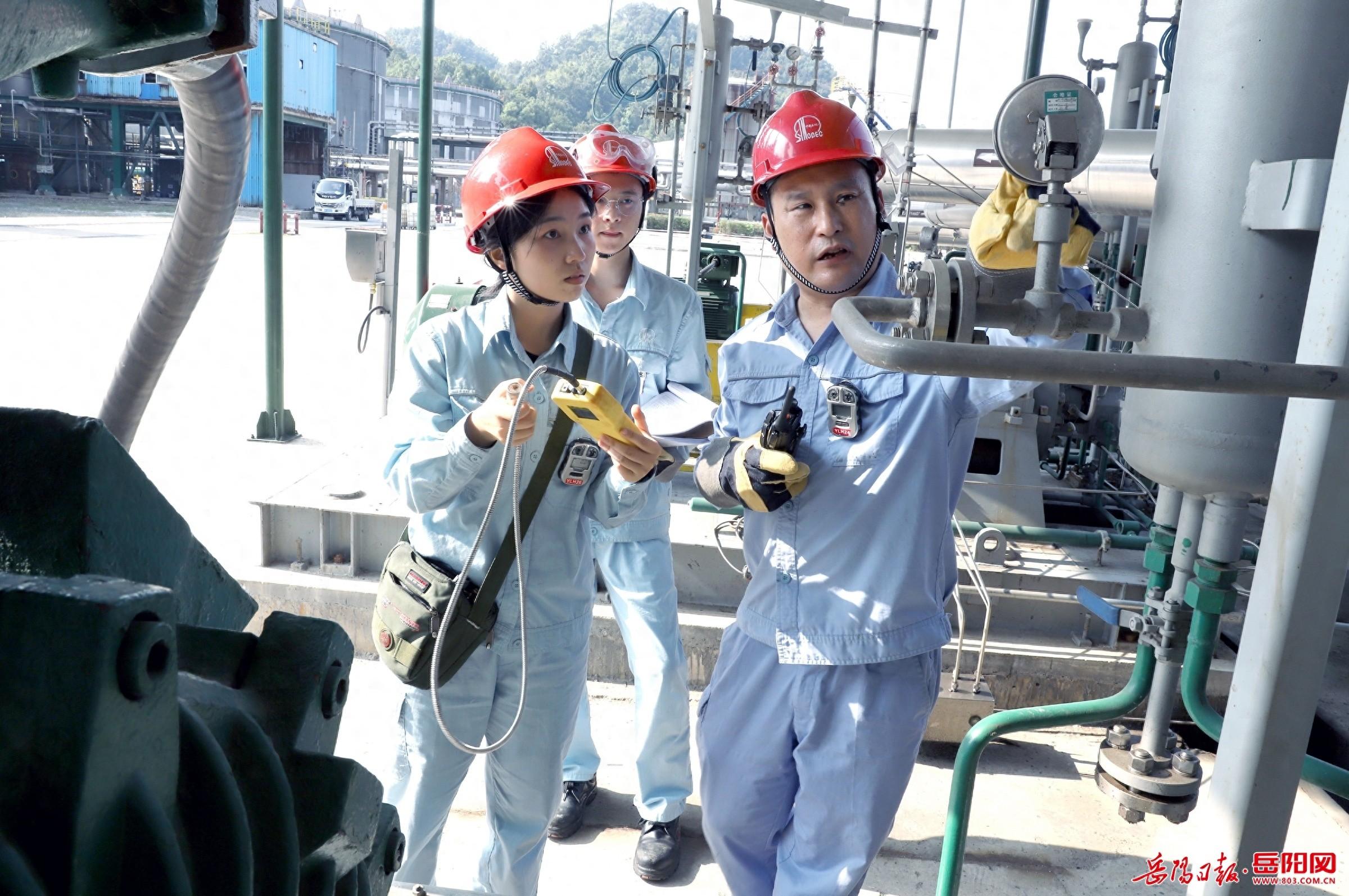 湖南石化炼油部成功掺炼多巴原油,9 月关键指标持续向好 第1张 湖南石化炼油部成功掺炼多巴原油,9 月关键指标持续向好 第1张