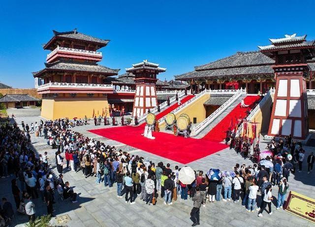 国庆假期揽客 109.09 万人次，旅游总收入 7.09 亿元，枣阳汉文化旅游为何如此火爆？  第2张