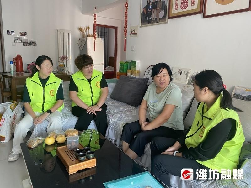 潍坊一普通妇女无偿赡养 30 多位老人，17 年如一日，她是怎么做到的？  第3张