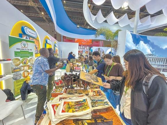 第七届进博会国家展：开放的中国拥抱四海宾朋，提供新机遇  第2张