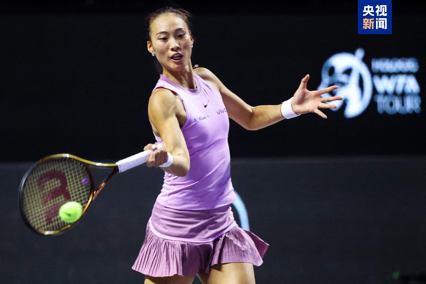 2-0 背后并不轻松！郑钦文 WTA 年终总决赛再创历史，决赛见  第2张