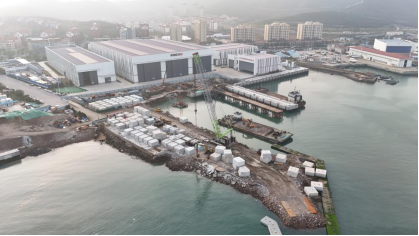 立冬后中建筑港项目现场繁忙似精密仪器，你见过吗？