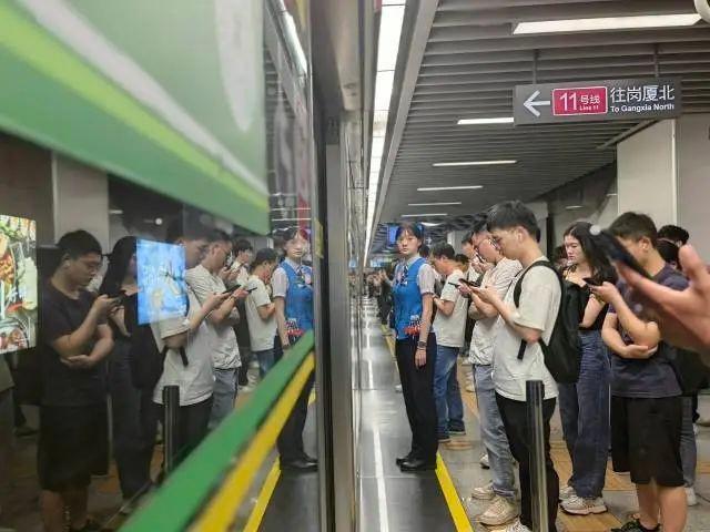 11 号线调整行车间隔，市民出行更便捷  第3张