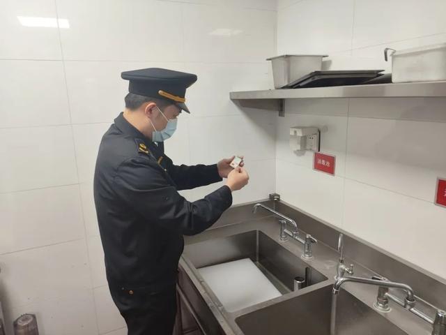 市场监管人竟开启 007 工作模式，连性格都变了？  第5张