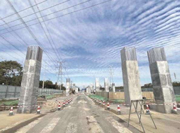 锡暨大道（新锡路）12 标施工现场热火朝天，建成后将成重要快速联系通道  第1张
